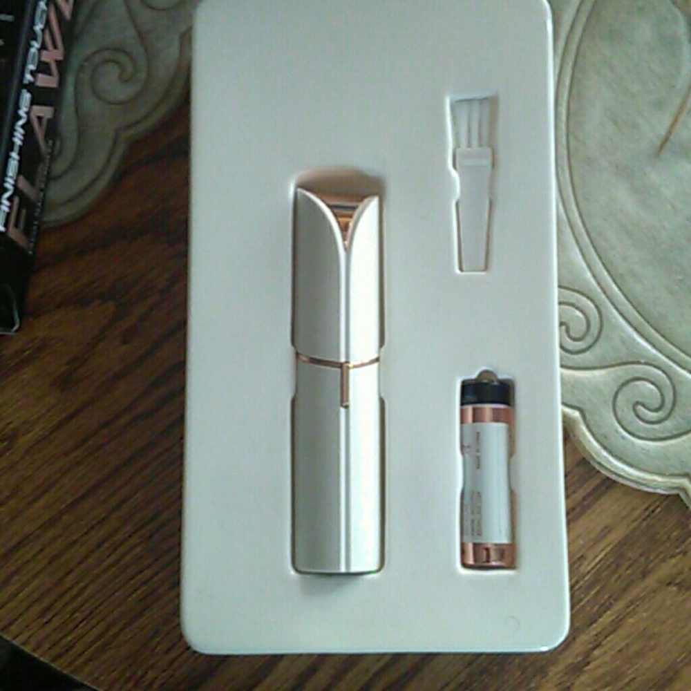 Finishing Touch Flawless Hair Remover